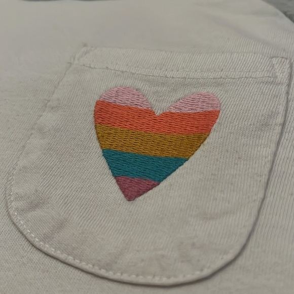 Cat & Jack  Girls sz 7/8 (M)  white w/grey long sleeve shirt & pocket - Picture 3 of 4